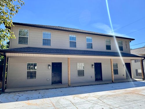 b-703 E Mount Vernon St, Somerset, KY, 42501-1297 | Card Image