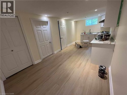 86 Gardiner Dr, Hamilton, ON, L9C4V2 | Card Image