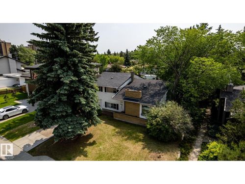 11819 87 Ave Nw, Edmonton, AB, T6G0Y5 | Card Image