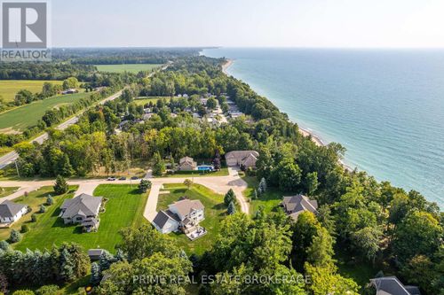 34734 Bayfield Rd, Bayfield, ON, N0M1G0 | Card Image