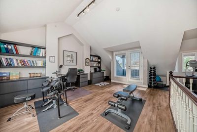 1906 12 St Sw, Townhouse with 2 bedrooms, 2 bathrooms and 4 parking in Calgary AB | Image 3