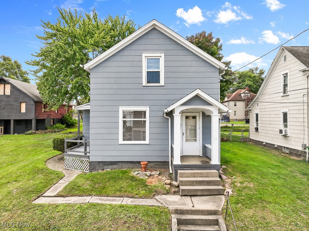 Oxford St, Alliance, OH 44601