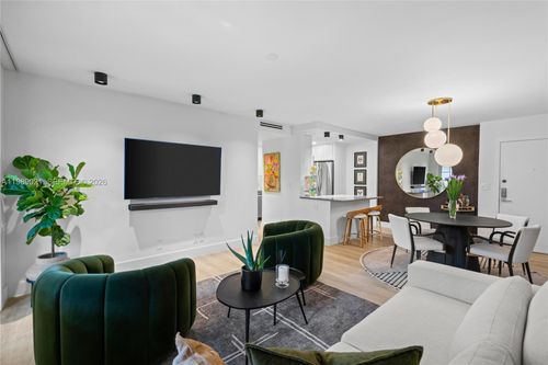 apt-118j-1940 Ne 2nd Ave, Wilton Manors, FL, 33305-2064 | Card Image