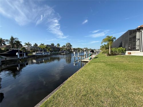 760 Antalya Ct, Punta Gorda, FL, 33950-8001 | Card Image