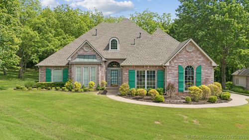 201 W Deer Valley Dr, Catoosa, OK, 74015-2358 | Card Image