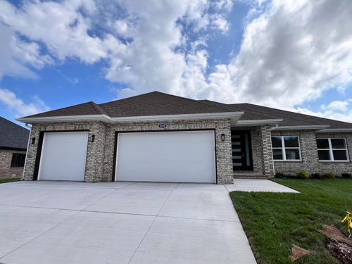 2090 N Silver Charm Ave, Springfield, MO, 65802-6077 | Card Image