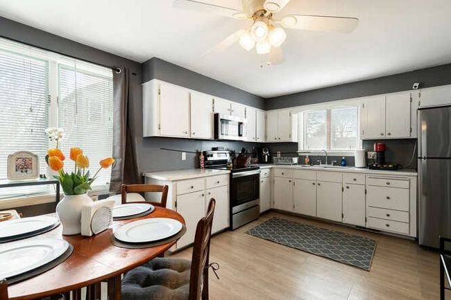 10 Conant St, Home with 5 bedrooms, 2 bathrooms and 4 parking in Beverly MA | Image 16