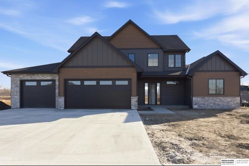 23720 Mary Jo Lane, Waterloo, NE, 68069 | Card Image