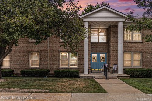 apt-13-275 Maywood St, Marysville, MI, 48040-1345 | Card Image