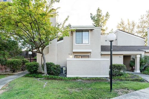 c-601 601 Palomino Dr, Pleasanton, CA, 94566 | Card Image