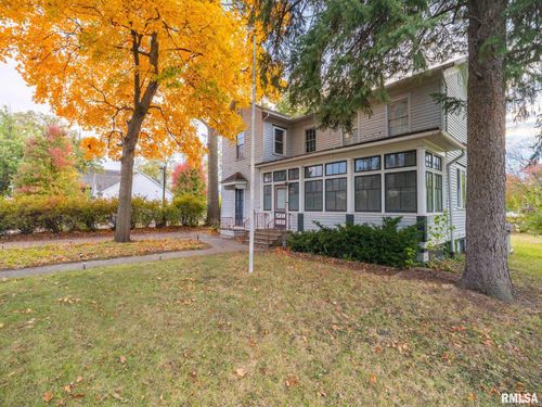 335 Buena Vista Ave, Pekin, IL, 61554-4227 | Card Image