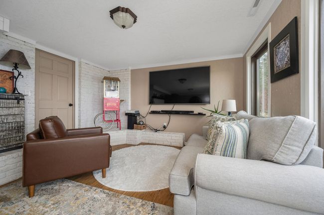 family room - lower level | Image 33