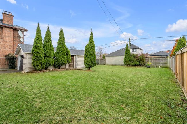 23 Carnation Ave, House other with 5 bedrooms, 3 bathrooms and 4 parking in Etobicoke ON | Image 38