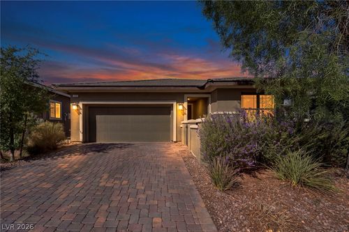 379 Inflection Street, Henderson, NV, 89011 | Card Image