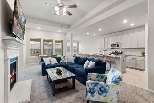 423 Terra Vista Cir, Montgomery, TX, 77356-2025 | Card Image