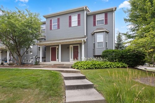 1315 Chestnut Ln, Yorkville, IL, 60560-4549 | Card Image