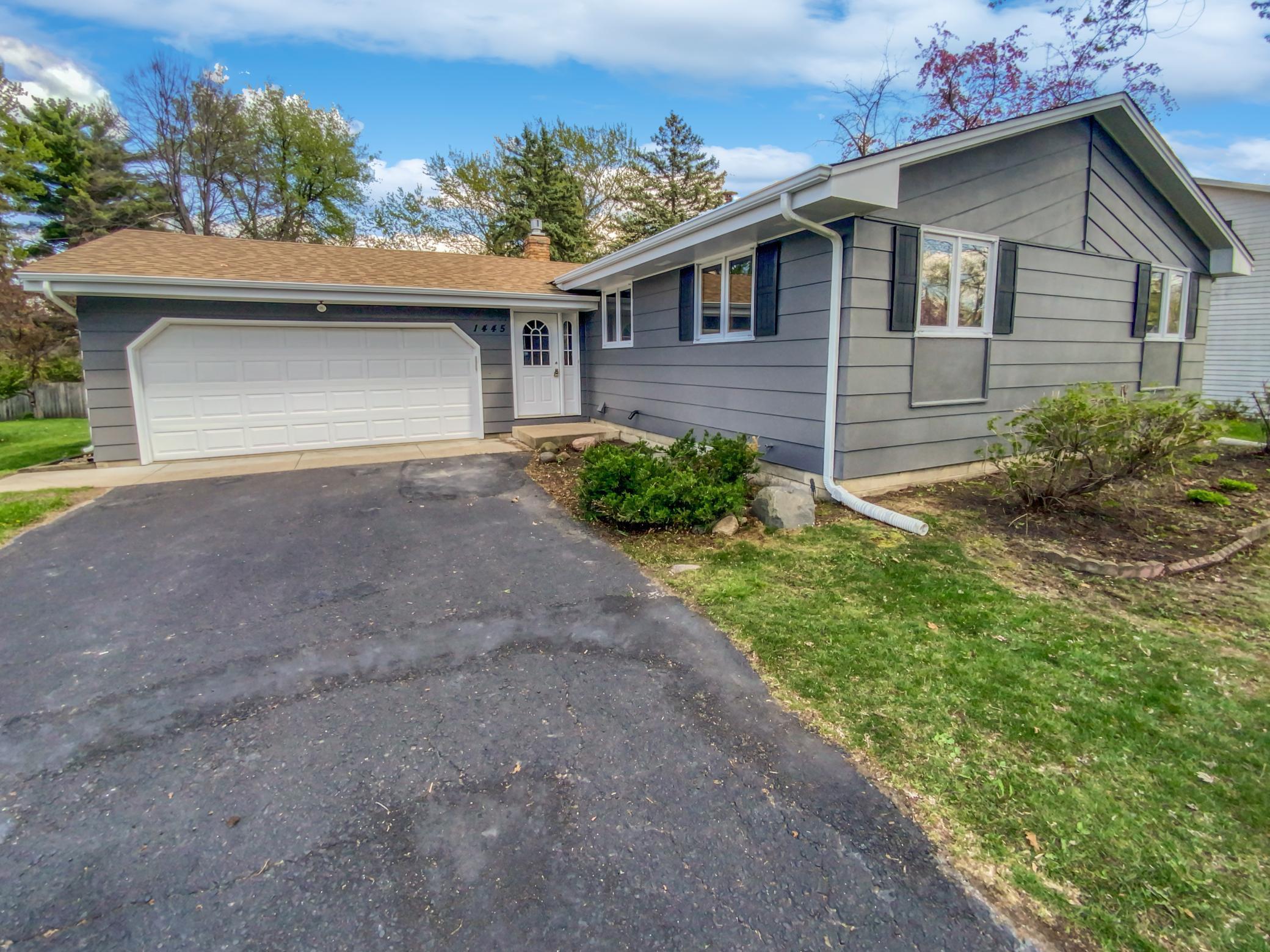 17th Ave, Saint Paul, MN 55112