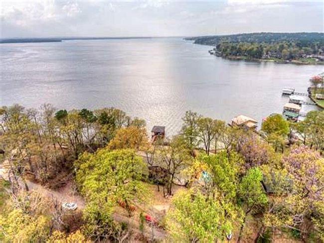 only 3 miles to Lake Palestine | Image 5