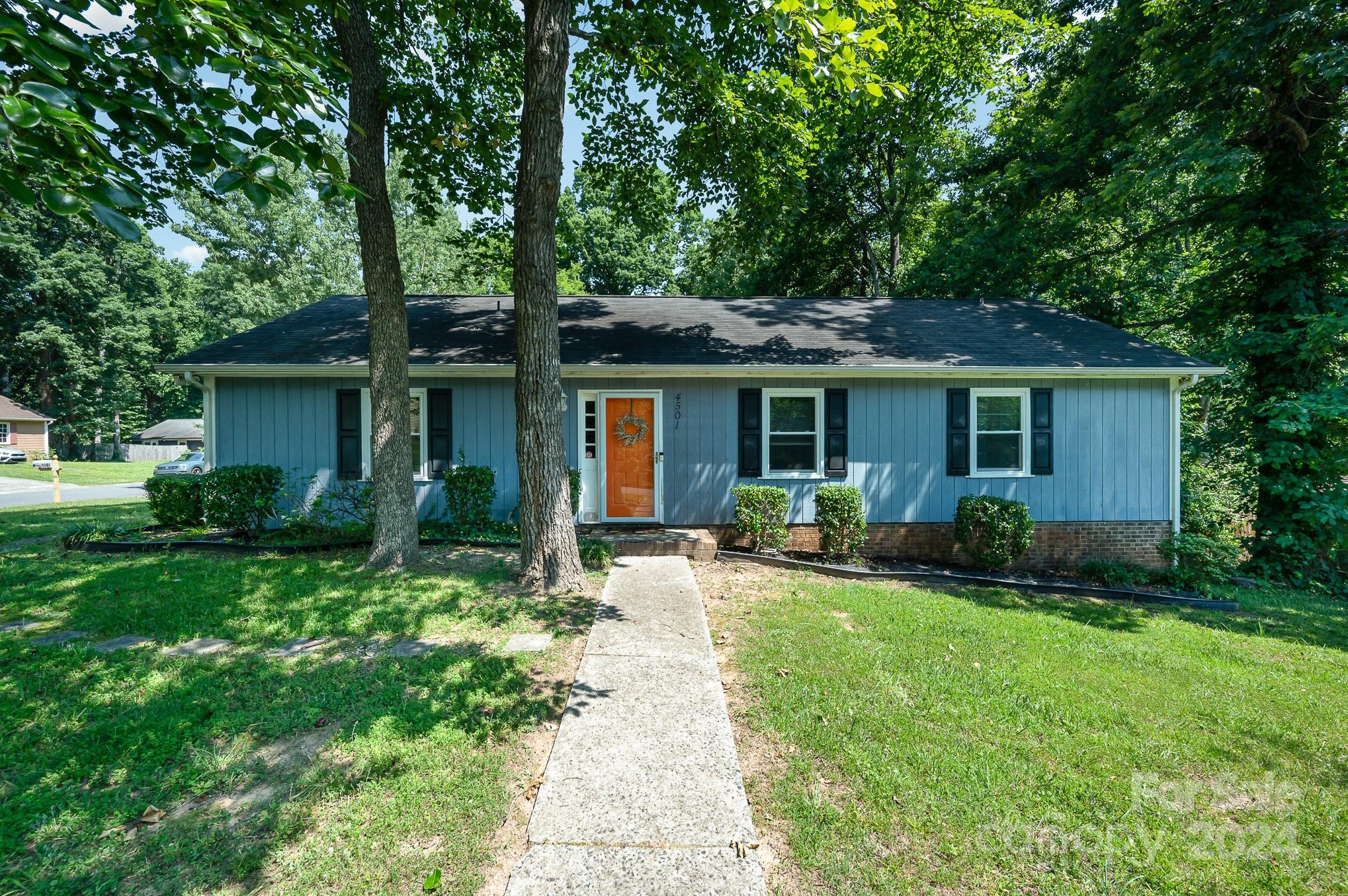 Strangford Ave, Charlotte, NC 28215