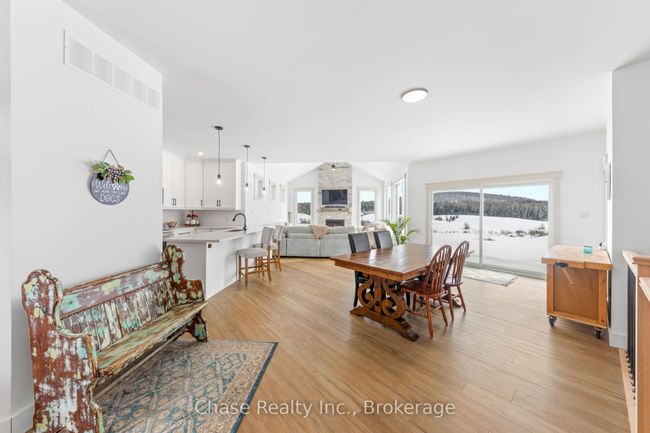 141 3 Mile Lake Rd, House other with 3 bedrooms, 2 bathrooms and 10 parking in Katrine ON | Image 5
