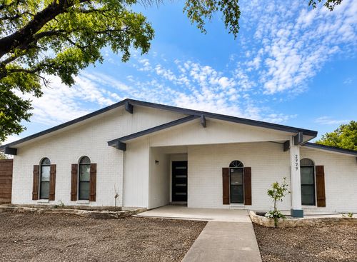 2929 Pinewood Drive Drive, Garland, TX, 75044 | Card Image