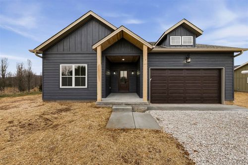 1174 Mount Olivet Rd, Bowling Green, KY, 42101-8606 | Card Image