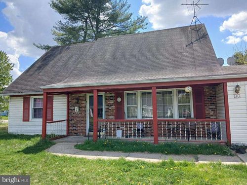 36 New Pond Ln, WILLINGBORO, NJ, 08046-1909 | Card Image