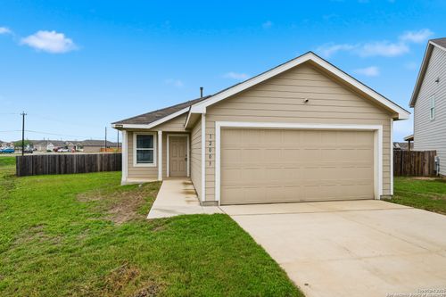 12003 Overton Way, San Antonio, TX, 78221-3642 | Card Image