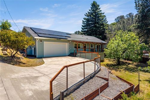 10075 El Capitan Way, Kelseyville, CA, 95451-9635 | Card Image