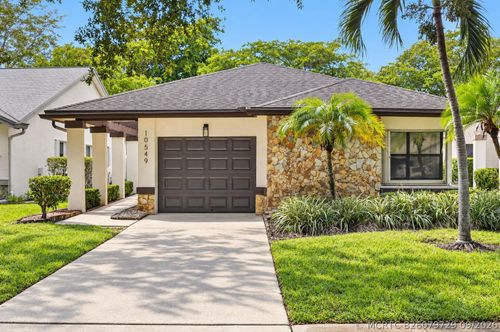 10549 Fern Tree Way, Boynton Beach, FL, 33436-4746 | Card Image