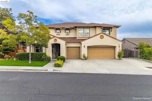 417 Mcallister Dr, Benicia, CA, 94510-3972 | Card Image
