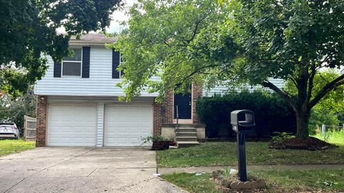 2400 Warfield Dr, Grove City, OH, 43123-1434 | Card Image