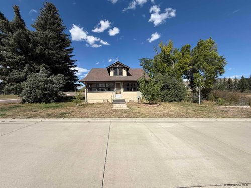 202 5th St, Chugwater, WY, 82210-5007 | Card Image