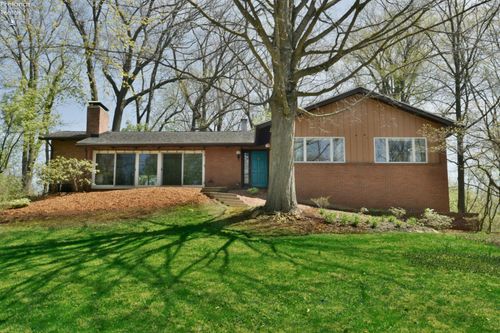 2930 Valley Ln, Sandusky, OH, 44870-5952 | Card Image