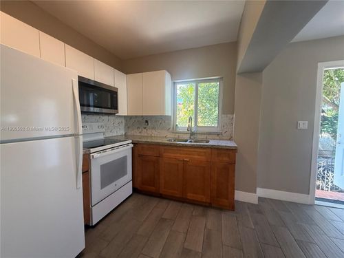 2341-2341 Nw 14th St, Miami, FL, 33125-2103 | Card Image