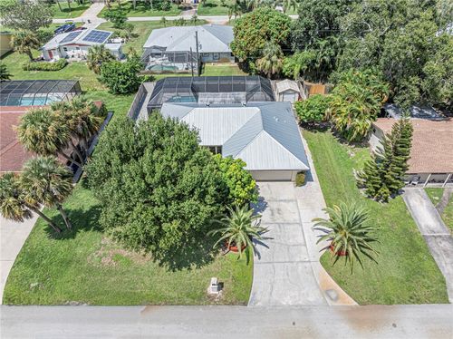 1446 5th St, Vero Beach, FL, 32962-2115 | Card Image