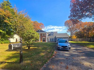 5 Scudders Place, House other with 4 bedrooms, 2 bathrooms and null parking in Coram NY | Image 2