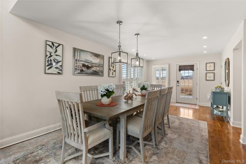 20 Namkee Ln, Blue Point, NY, 11715-2212 | Card Image