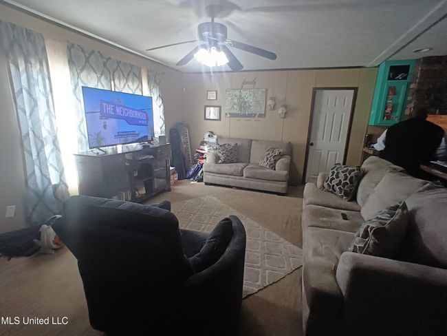 Livingroom | Image 8