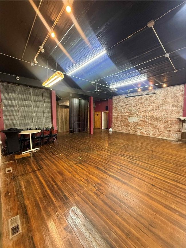 411 Main St, Home with 0 bedrooms, 0 bathrooms and null parking in Lost Nation IA | Image 14