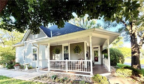 901 E 1st St, Maryville, MO, 64468-1916 | Card Image