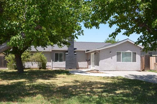 648 B St, Lemoore, CA, 93245-2503 | Card Image