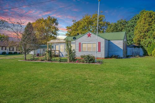 309 S Main St, Elliott, IL, 60933 | Card Image