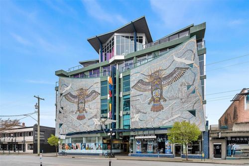 206-1061 Fort St, Victoria, BC, V8V3K5 | Card Image