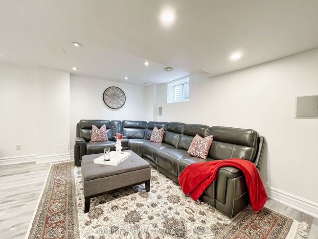 142 Bowles Dr, House other with 5 bedrooms, 4 bathrooms and 4 parking in Ajax ON | Image 37