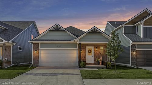 27627 Maryjane Ln E, New Baltimore, MI, 48047-2917 | Card Image