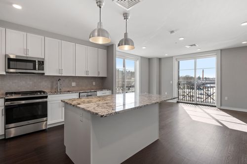 206-51 Elm St, Laconia, NH, 03246-2415 | Card Image