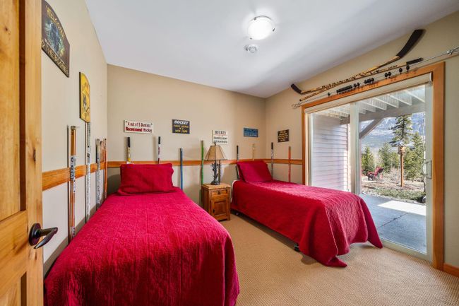 158 Hubman Landing, Home with 4 bedrooms, 3 bathrooms and 4 parking in Canmore AB | Image 19
