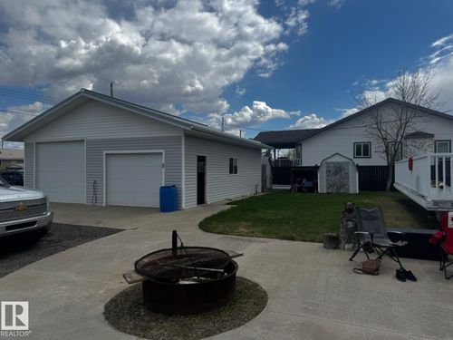 4844 47 Ave, Chipman, AB, T0B | Card Image