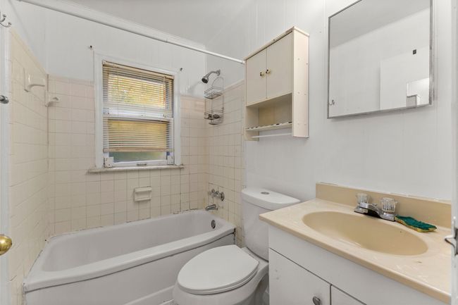 25436 New York St, House other with 2 bedrooms, 1 bathrooms and null parking in Dearborn Heights MI | Image 15